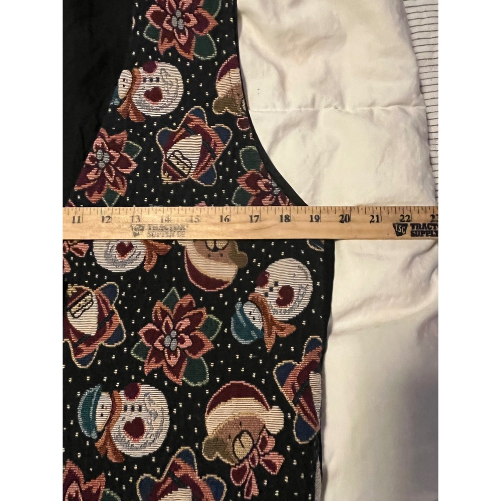 Holiday Time Women's Christmas Snowman Poinsettia Tapestry Vest Black vintage - Picture 6 of 7